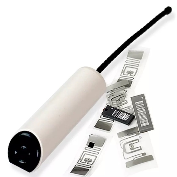 SOLDGearEye UHF RFID Reader Equipment Tracker New Cameras Sony Canon Retail $362 - Picture 1 of 11